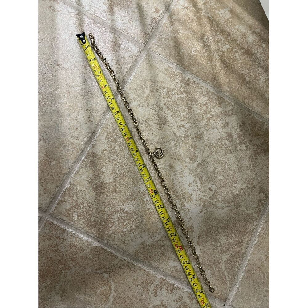 Gucci Gold-Tone Rope Chain Necklace with GG Pendant - Picture 8 of 8